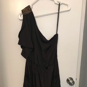 Angie one shoulder black dress